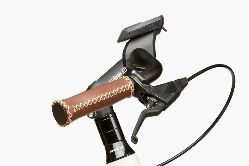 Riese and Muller Cruiser Mixte Silent in Cream-4