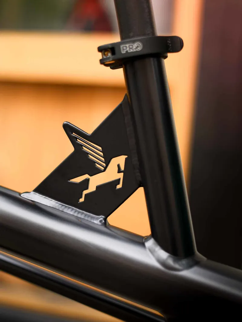 Black Iron Horse OX No Box from:-6