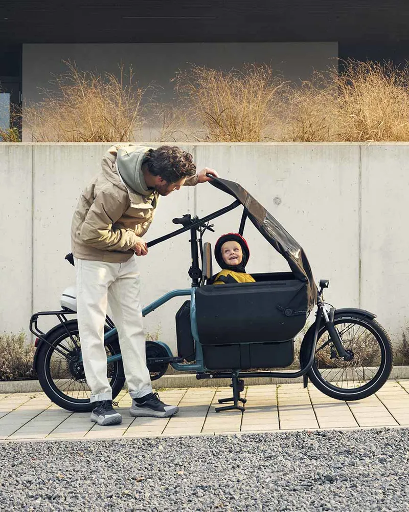 Riese and Muller Carrie Vario Aqua-2