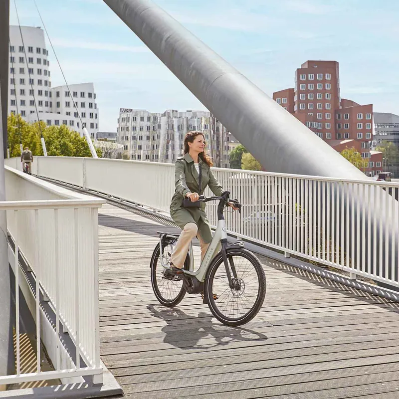 Gazelle Avignon C380 HMB LTD-3