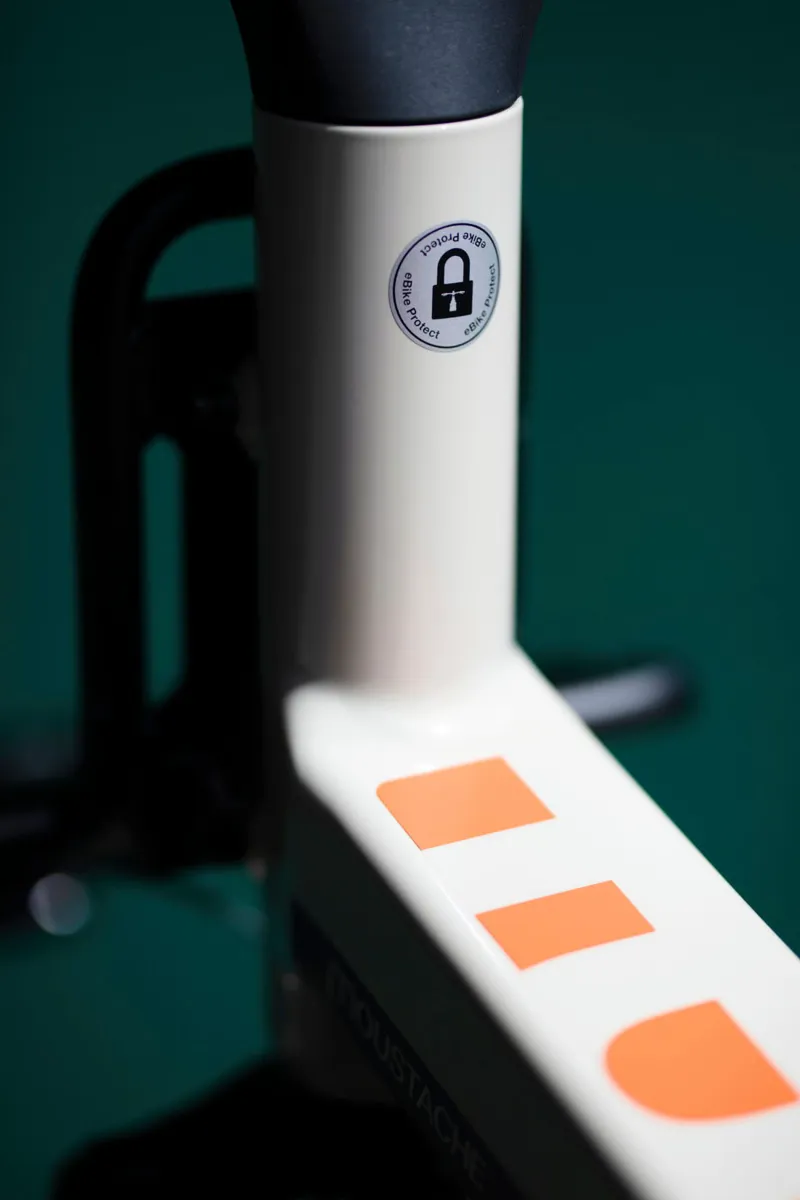 Moustache Lundi 20 Cargo 5 Equipped-9