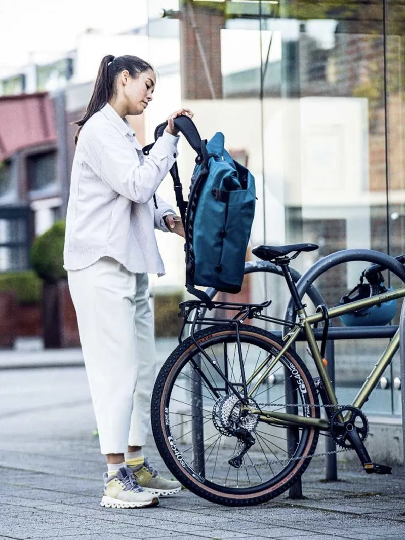 Ortlieb Vario PS QL 2.1 in Black-11