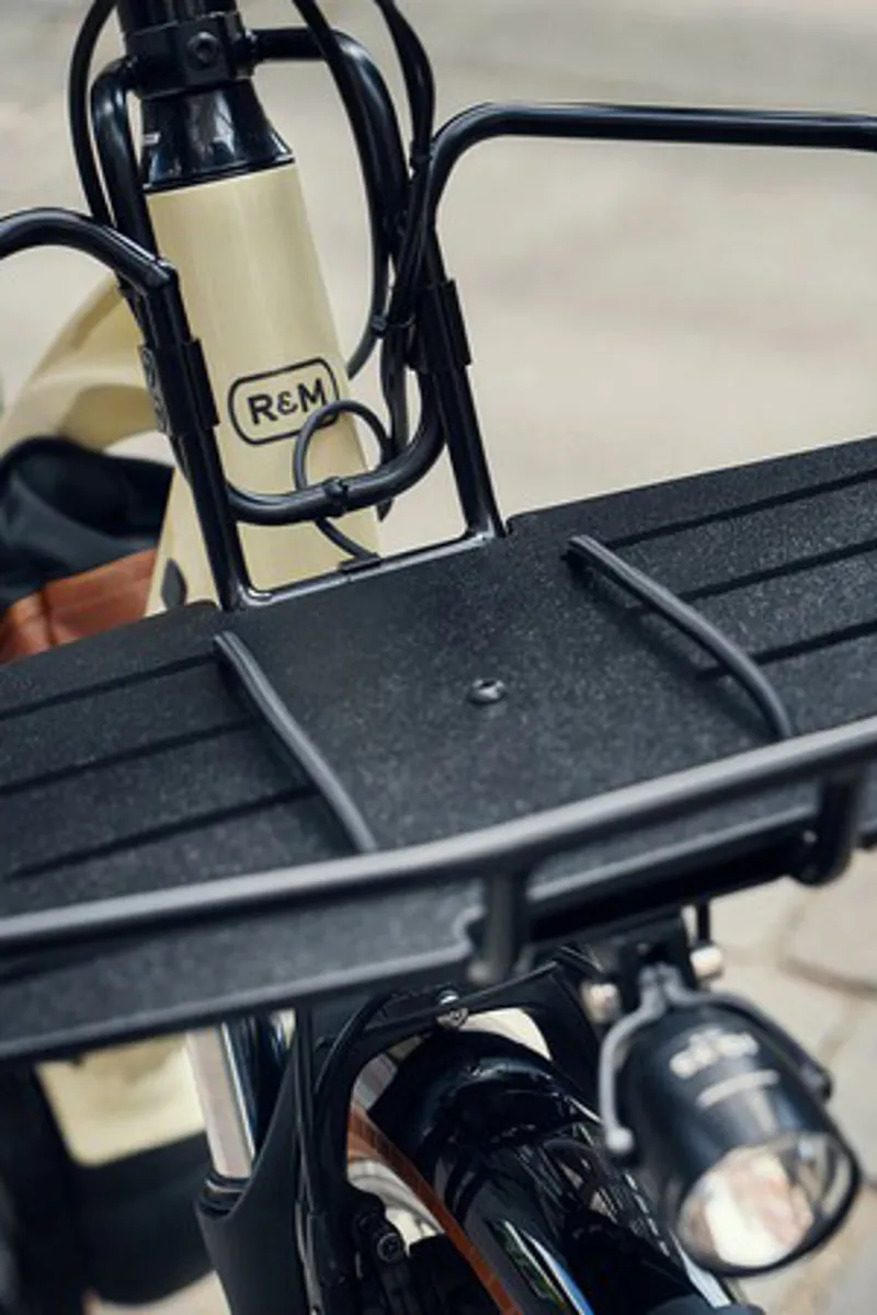 Riese and Muller Cruiser2 Mixte Silent in Cream-5