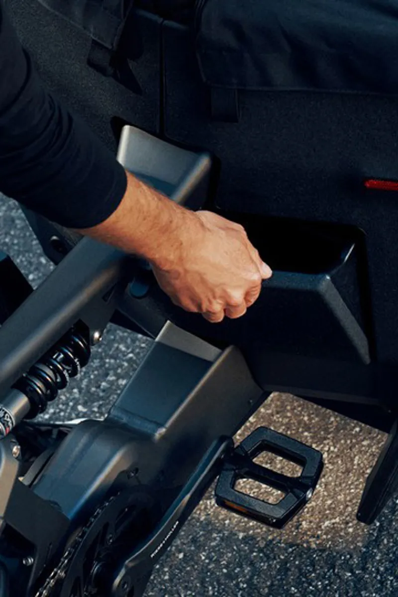 Riese and Muller Packster2 70 CT Vario in Grey w/ ABS-4