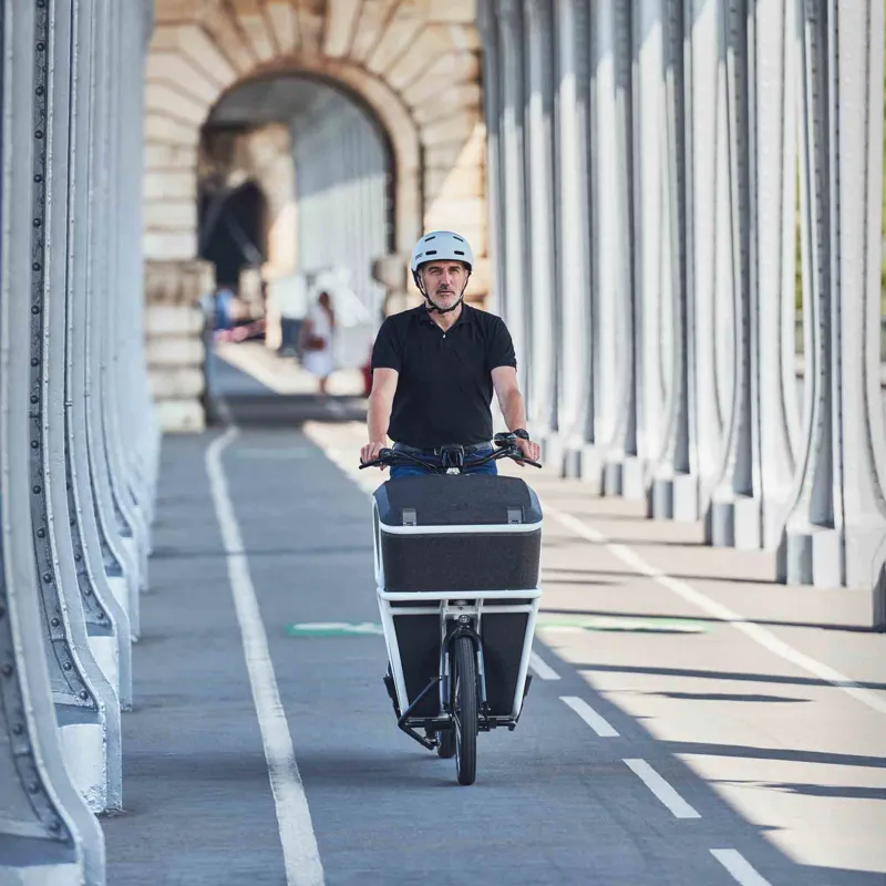 Urban Arrow Shorty in White-7