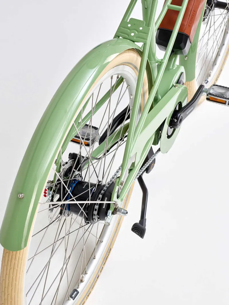 Achielle Odette from:-8