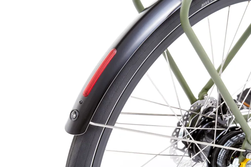 Achielle Oscar from:-8