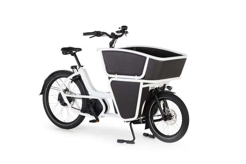 Urban Arrow Shorty - Cargo Line in White-1