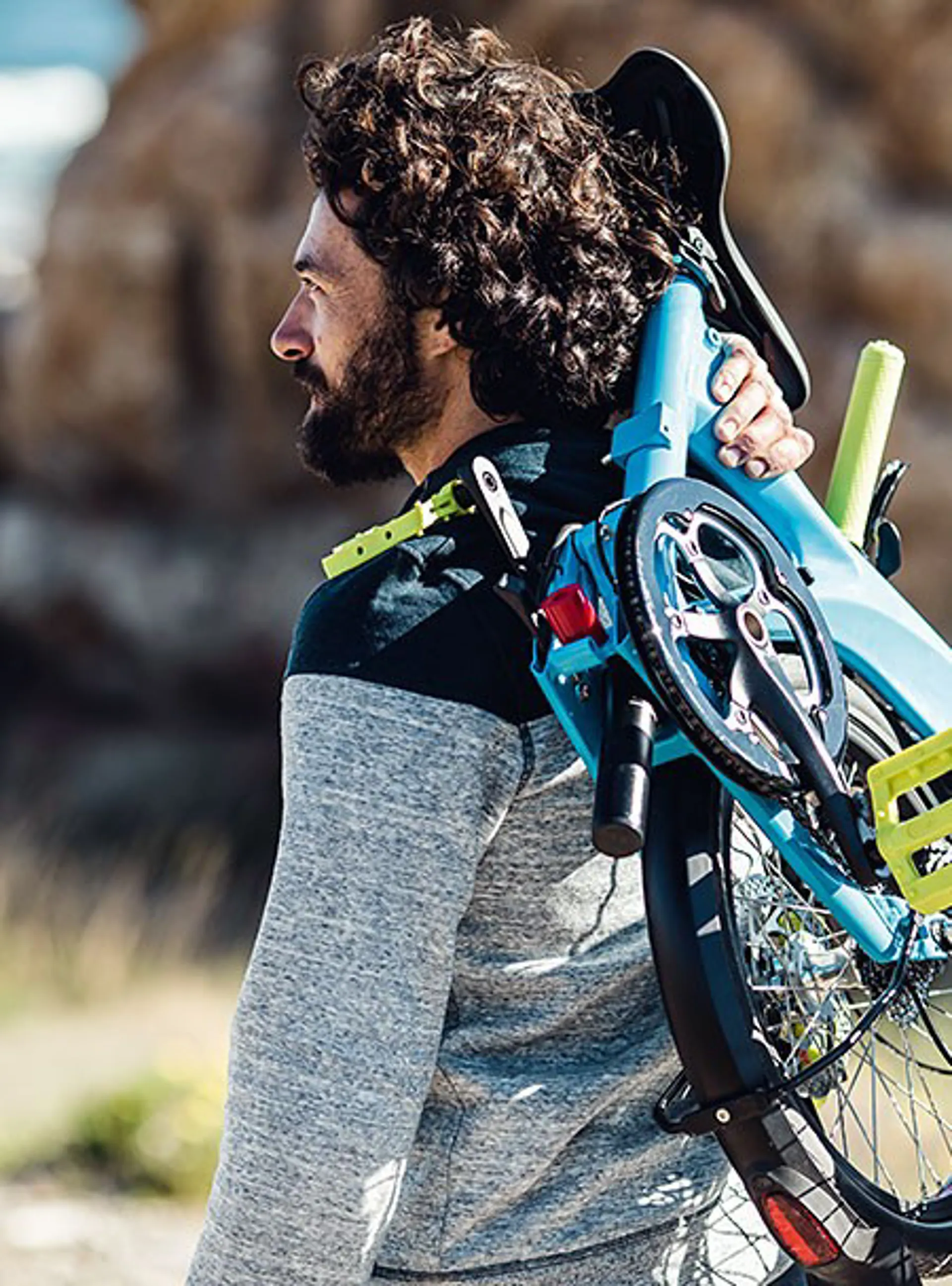 riese-and-muller-birdy-in-blue-in-black-in-white-in-cyan